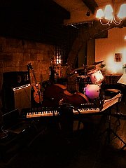 JAZZ! - Live every Friday at Caravanserail JAZZ! - Live every Friday at Caravanserail