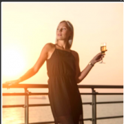 Happy Hour Fridays & Saturdays at the Lobby Bar Happy Hour Fridays & Saturdays at the Lobby Bar